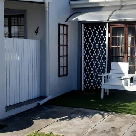 Shark Cove Little Cottage Kleinbaai Eksteriør billede